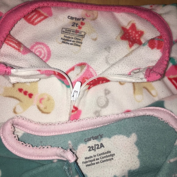 SOLD Girls Carter’s Footed One Piece Pajamas 2T - Picture 4 of 5